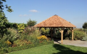 18’’ Blue label No1 shingles
Mooi ruim overdekt terras in de buurt van Goes welke we hebben voorzien van de No1 red cedar shingles.